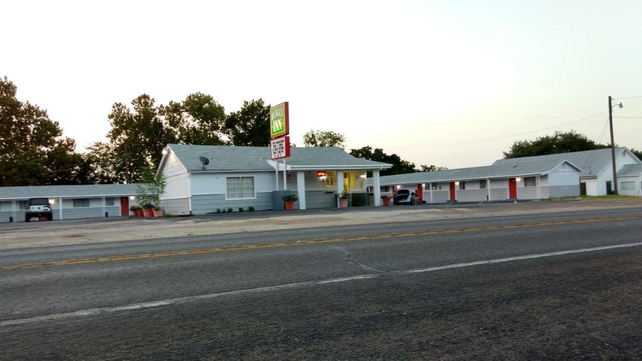Budget Inn Hamilton Exterior photo